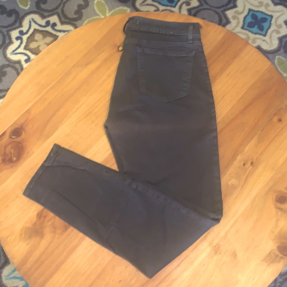 JBrand - size 30 “Skinny Leg” Grey Denim in Machine